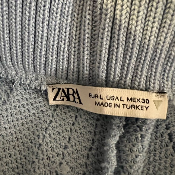 ☀️2/$22☀️ Zara Knit Blue Shorts - Picture 4 of 6